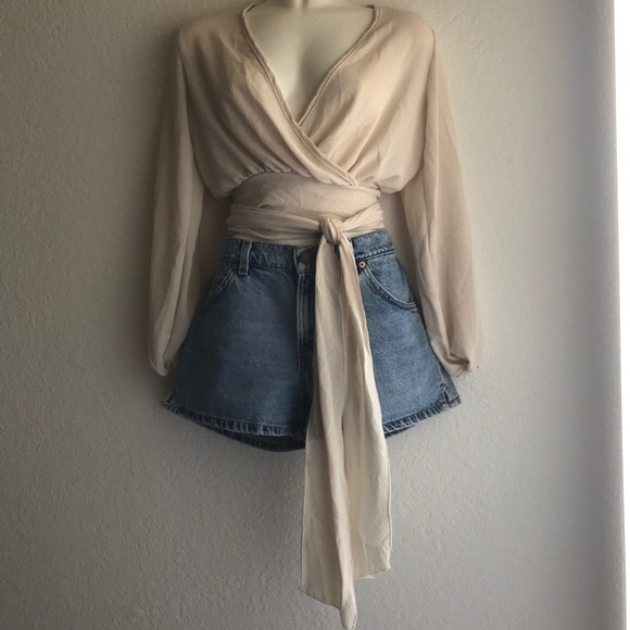 Fashion nova white lies top - Picture 2 of 2